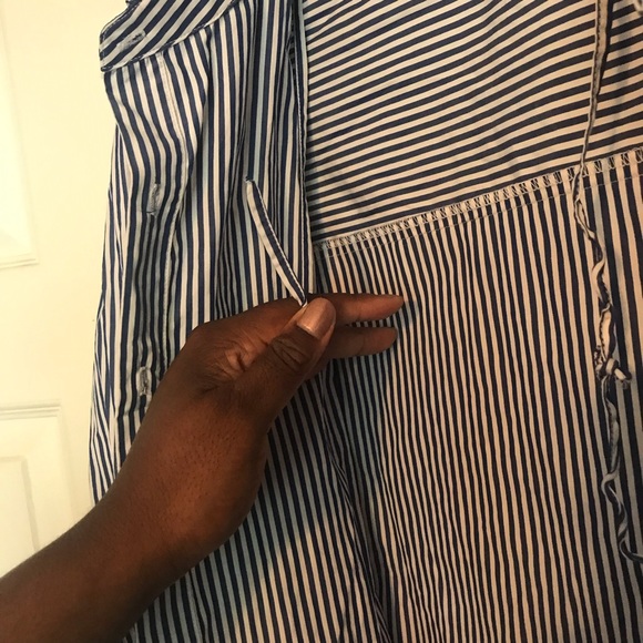 Blue and white button up Zara Shirt - Picture 4 of 6